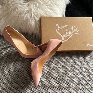 Christian louboutons velours size 37